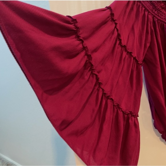 FREE PEOPLE Boho Crop Free Spirit Off Shoulder Belle Sleeve Blouse Size L - Picture 2 of 6